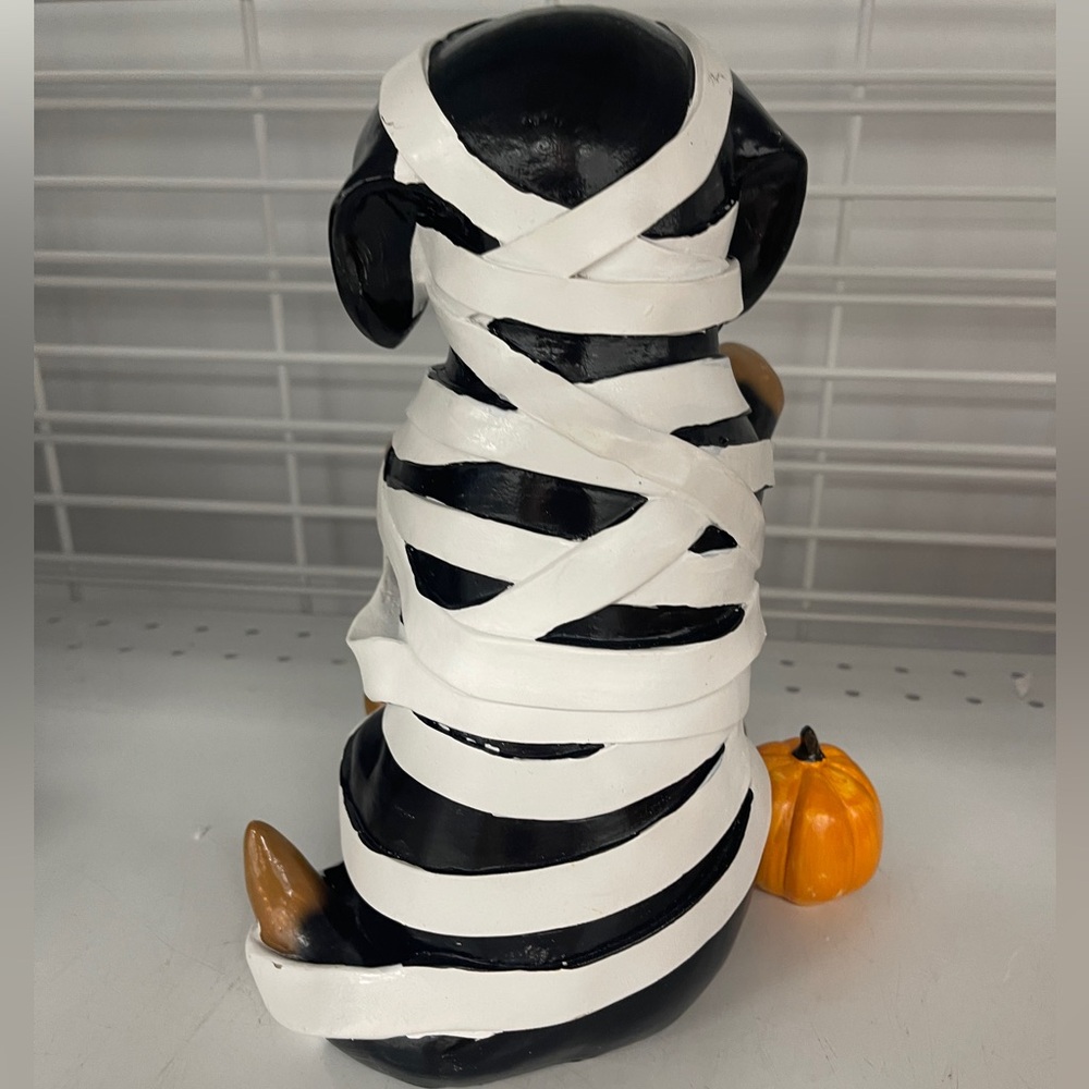 Halloween Dachshund Mummy Dog Black & Tan Resin Statue Home Decor NWT - Picture 3 of 6